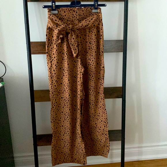 Abercrombie Wide Leg Animal Print Pants - Picture 2 of 5